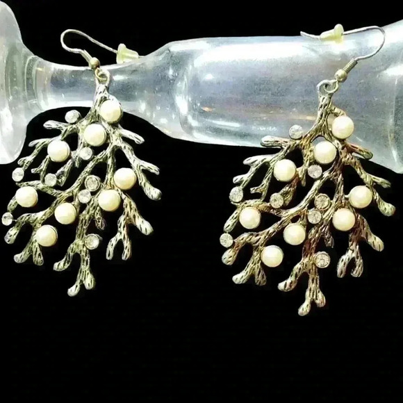 Unique Drop Earring PEARLS and BRANCHES Rhinestones GOLD/SILVER/COPPER Dangle - Picture 2 of 6